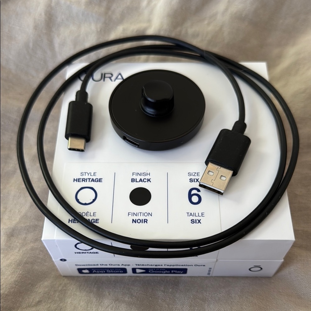 Size 6 Oura Ring Gen3 Charger (New)